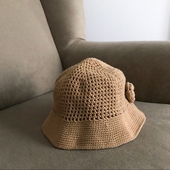 Knitted Bucket Hat - Picture 9 of 9